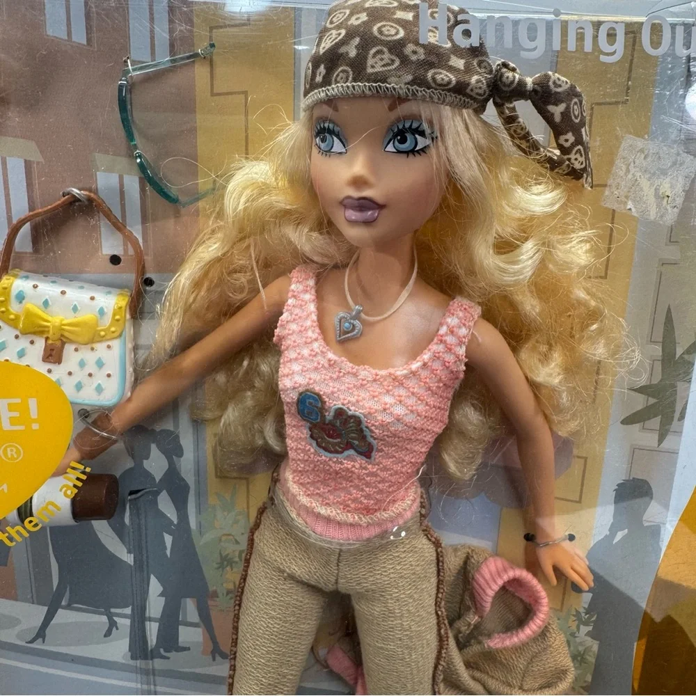 My Scene Hanging Out Barbie Doll 2003‎